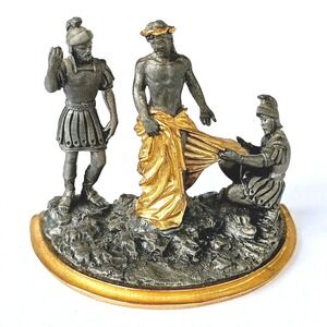 Franklin Mint Stations Of The Cross 10th Station Jesus Stripped Garments M475.1